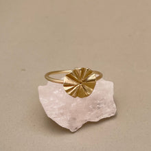 Load image into Gallery viewer, Bloom Ring