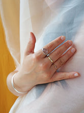 Load image into Gallery viewer, Petit-Solitaire Ring in Rose Zircon