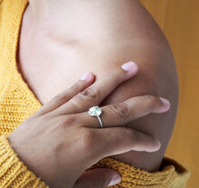 Load image into Gallery viewer, Bloom Ring