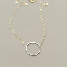 Load image into Gallery viewer, Imperfect Circle Necklace