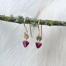 Load image into Gallery viewer, Garnet Arrowhead Earrings
