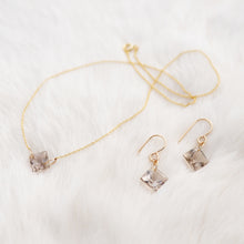 Load image into Gallery viewer, Light and Shadow Necklace

