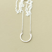 Load image into Gallery viewer, Horseshoe Charm Necklace
