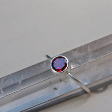 Load image into Gallery viewer, Garnet Solitaire Ring
