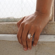 Load image into Gallery viewer, Morganite Delight Ring
